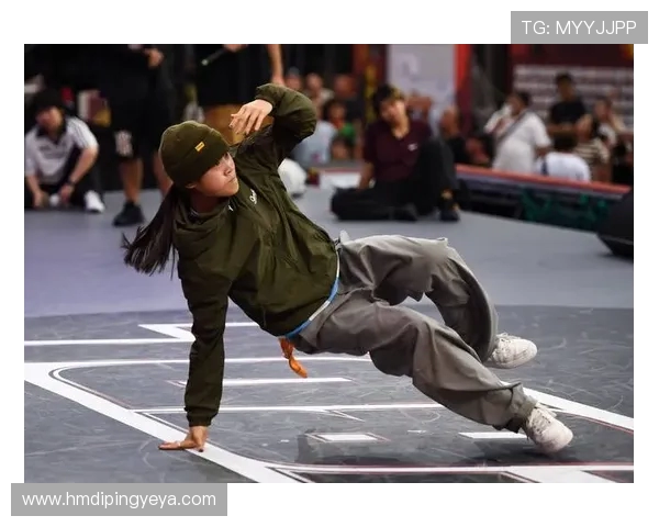 南京街舞队意识形态的深度对比与文化影响分析